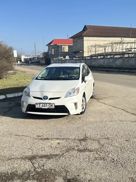Toyota Prius 2012 г. 200000 км