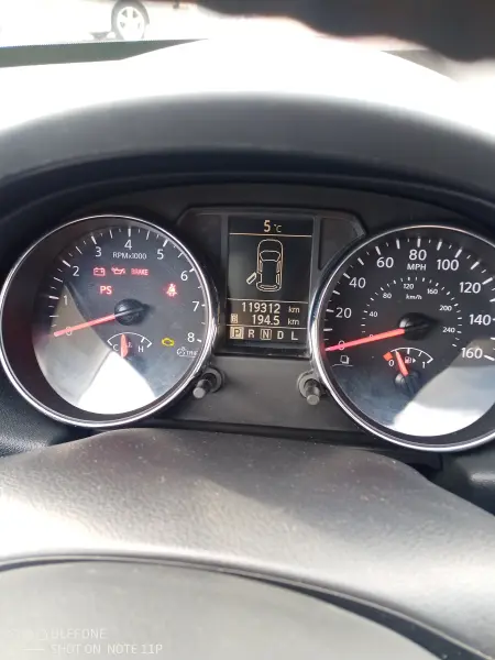 Nissan Rogue 2013 г. 120000 км