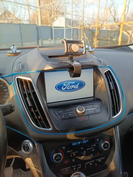 Ford C-Max 2015 г. 156000 км