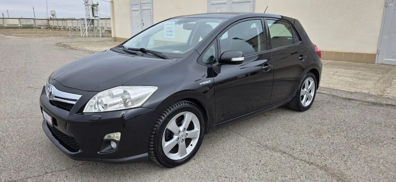 Toyota Auris 2011 г. 156000 км