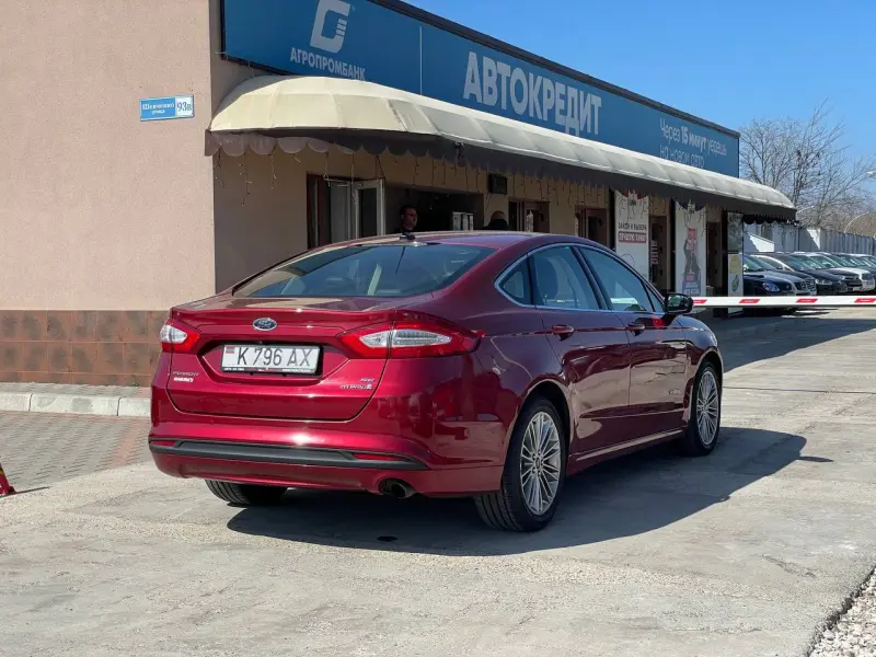 Ford Fusion 2013 г. 129000 км