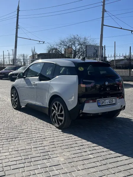 BMW i3 2016 г. 175 км