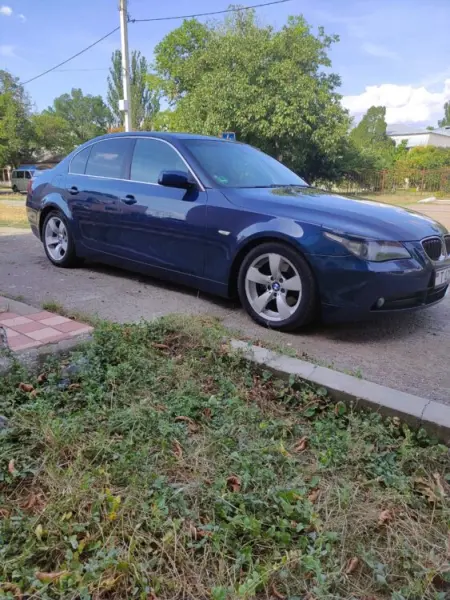 BMW 5 Series 2004 г. 250000 км