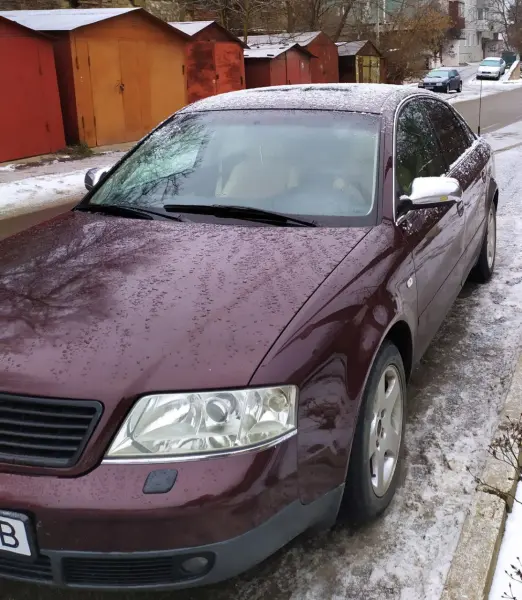Audi A6 2001 г. 250 км