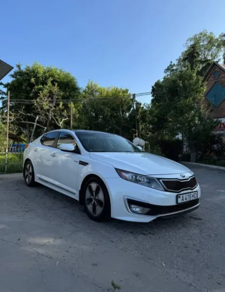 KIA Optima 2013 г. 197000 км
