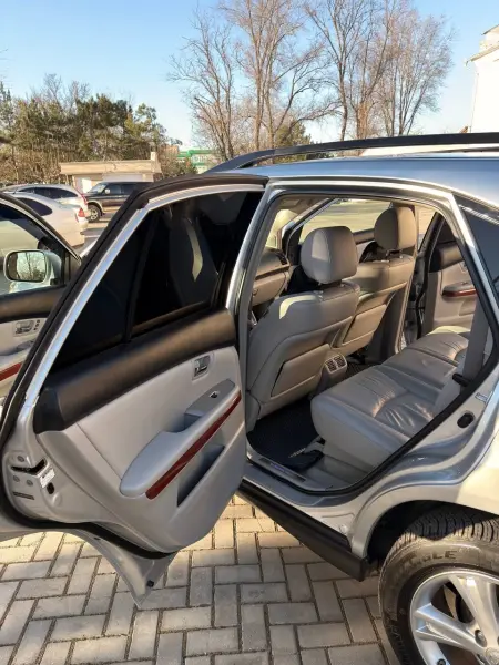 Lexus RX 2008 г. 227000 км