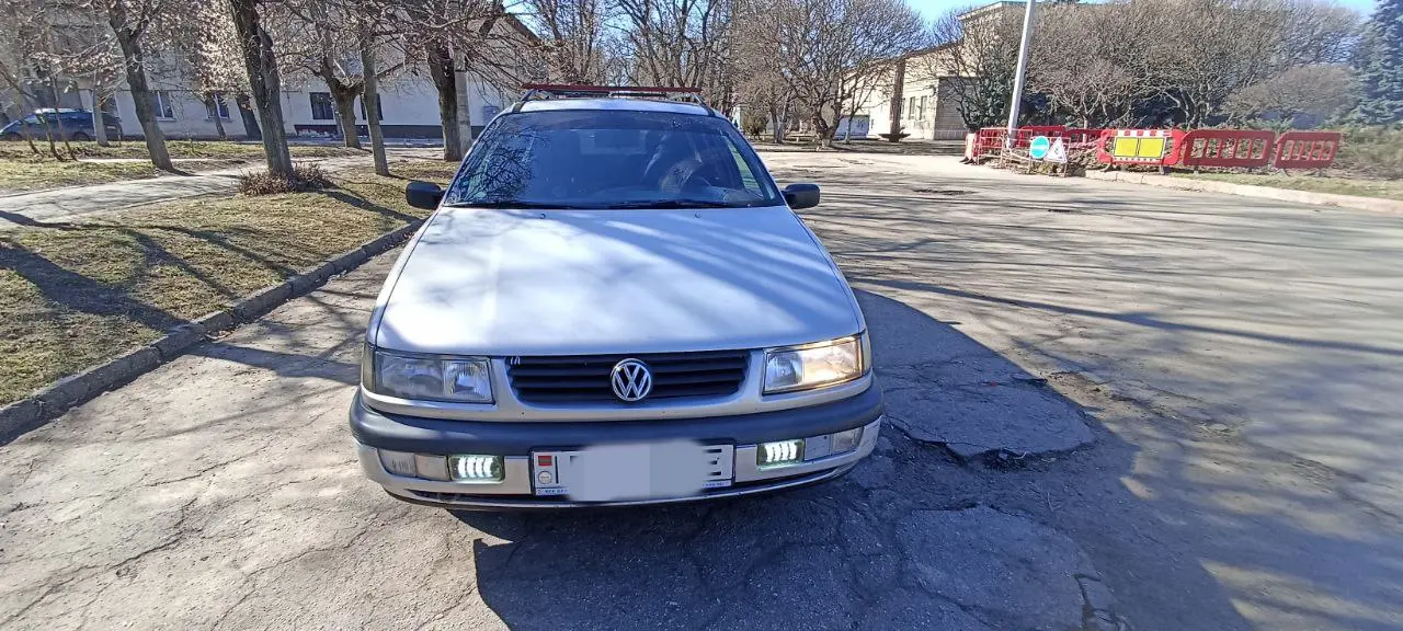 Volkswagen Passat 1995 г. 230 км