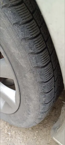 Toyota Avensis 2003 г. 340000 км