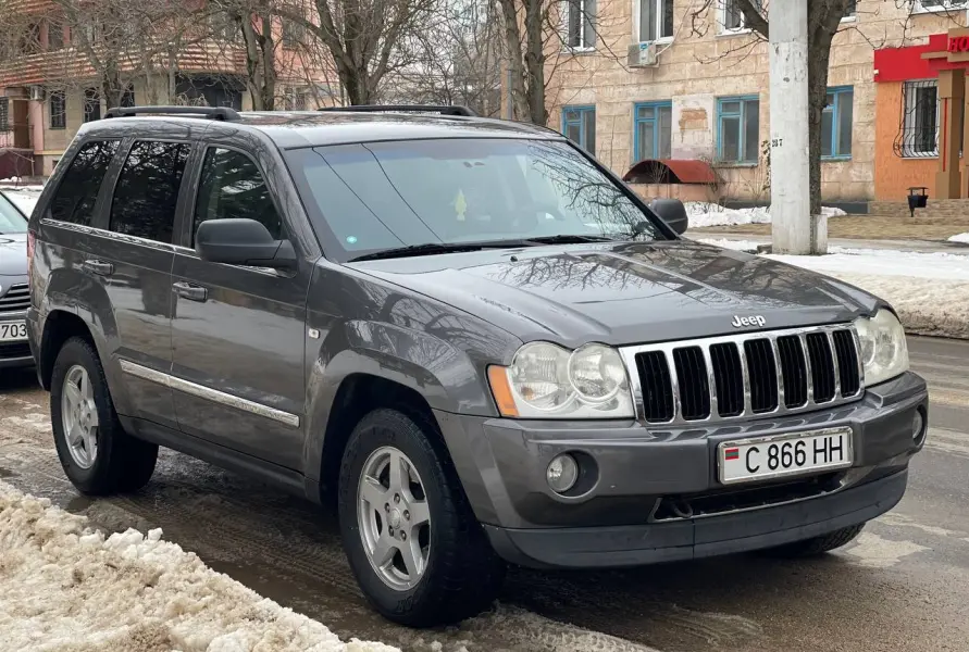 Jeep Cherokee 2006 г. 230 км