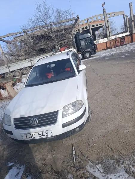 Volkswagen Passat 2005 г. 350000 км