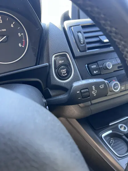 BMW 1 Series 2014 г. 270 км