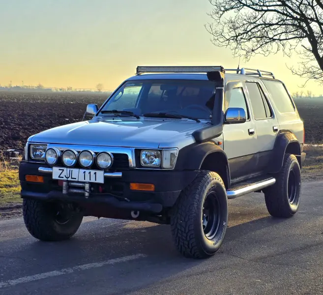 Toyota 4Runner 1993 г. 235326 км