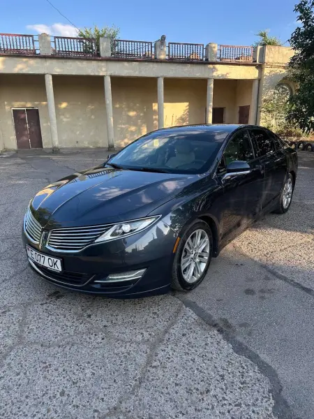 Lincoln MKZ 2013 г. 119000 км