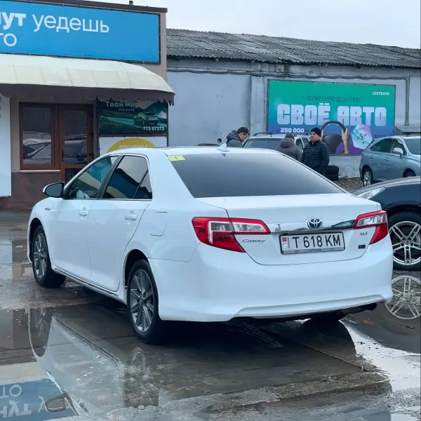 Toyota Camry 2012 г. 193000 км