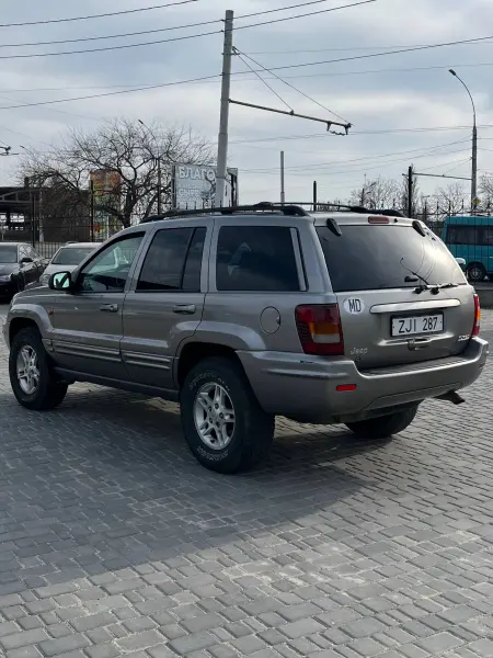 Jeep Grand Cherokee 2000 г. 217000 км