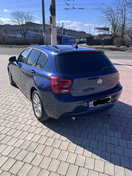 BMW 1 Series 2014 г. 270 км