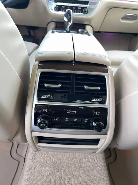 BMW 7 Series 2017 г. 142000 км