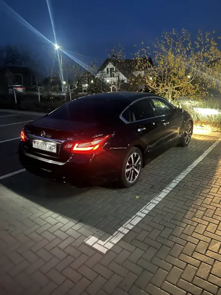 Nissan Altima 2016 г. 128 км