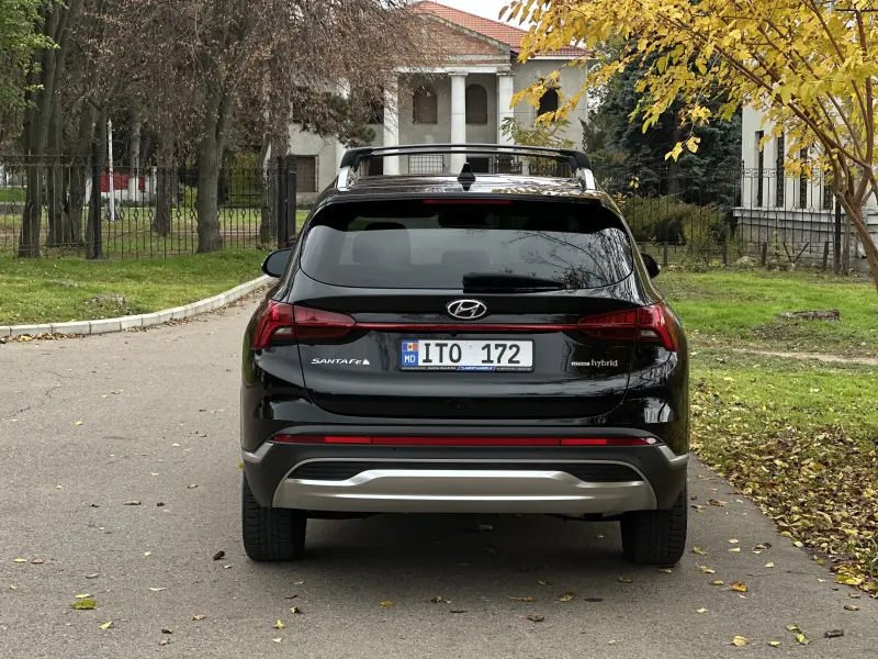 Hyundai Santa Fe 2021 г. 53000 км