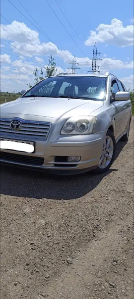 Toyota Avensis 2003 г. 340000 км