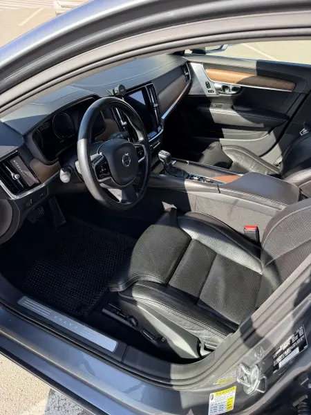 Volvo S90 2017 г. 127000 км