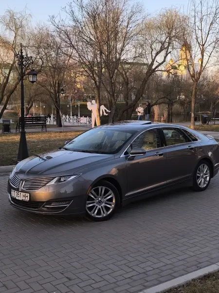 Lincoln MKZ 2014 г. 120000 км