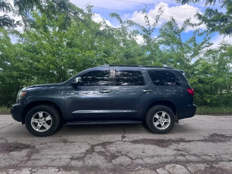 Toyota Sequoia 2009 г. 159000 км