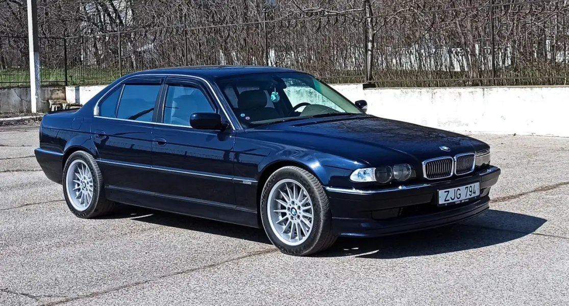 BMW 7 Series 1999 г. 327400 км