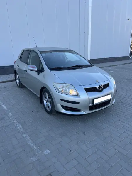 Toyota Auris 2009 г. 244000 км