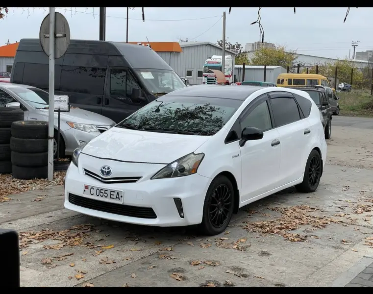 Toyota Prius 2012 г. 258000 км