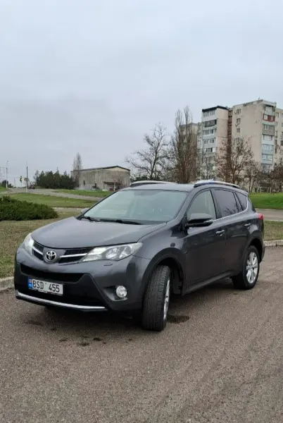 Toyota RAV4 2014 г. 193000 км