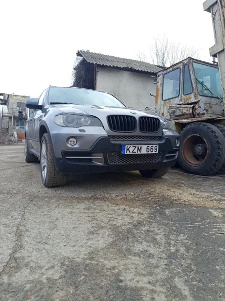 BMW X5 2007 г. 500000 км
