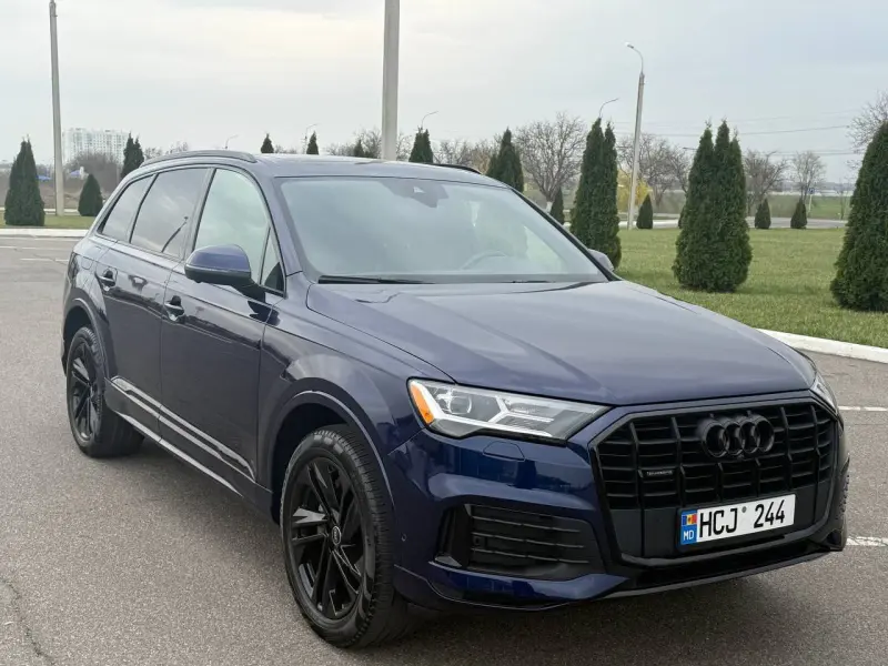 Audi Q7 2020 г. 60000 км