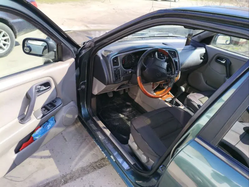 Nissan Primera 2000 г. 230999 км