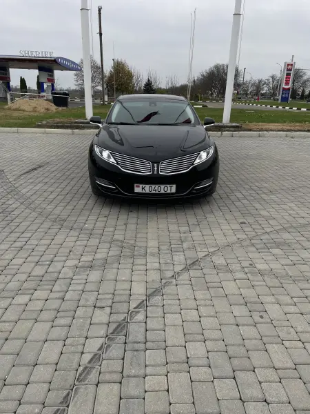 Lincoln MKZ 2015 г. 140000 км