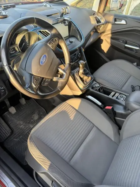 Ford C-Max 2015 г. 156000 км