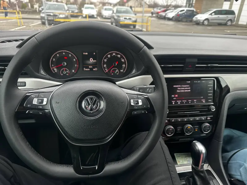 Volkswagen Passat 2020 г. 157000 км