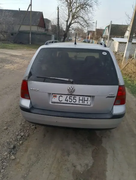 Volkswagen Golf 2002 г. 231000 км