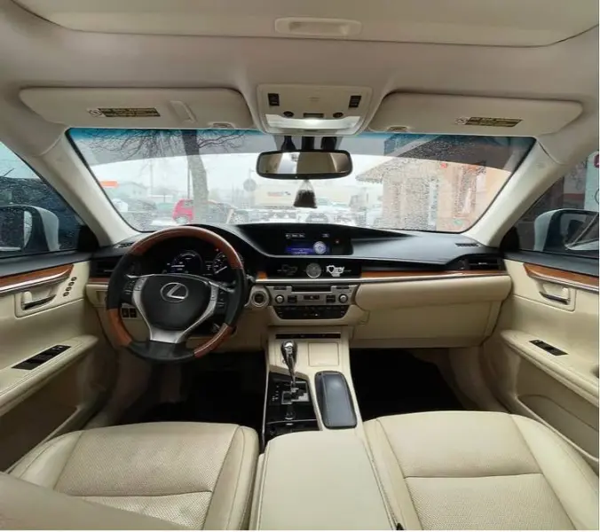 Lexus ES 2013 г. 118 км
