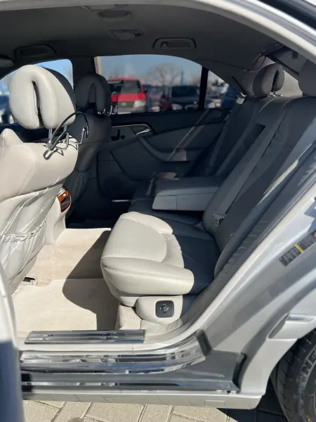 Mercedes-Benz S-Class 2002 г. 260000 км