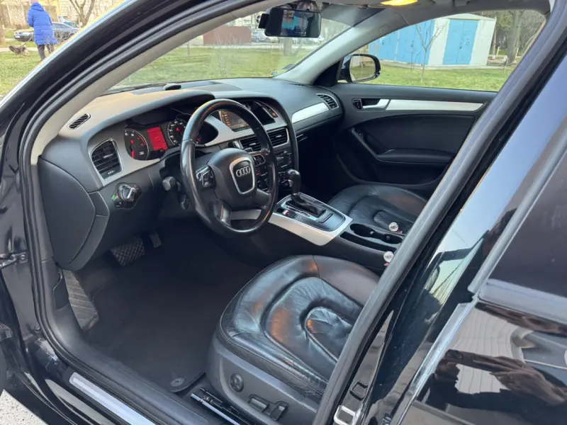 Audi A4 2012 г. 196000 км