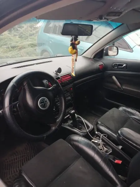 Volkswagen Passat 2001 г. 231000 км