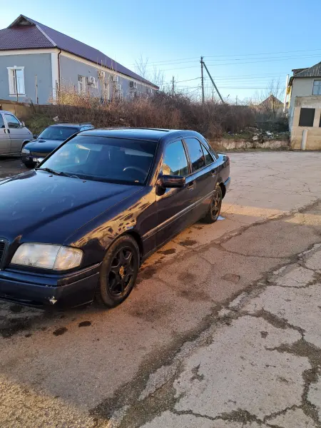 Mercedes-Benz C-Class 1996 г. 400000 км