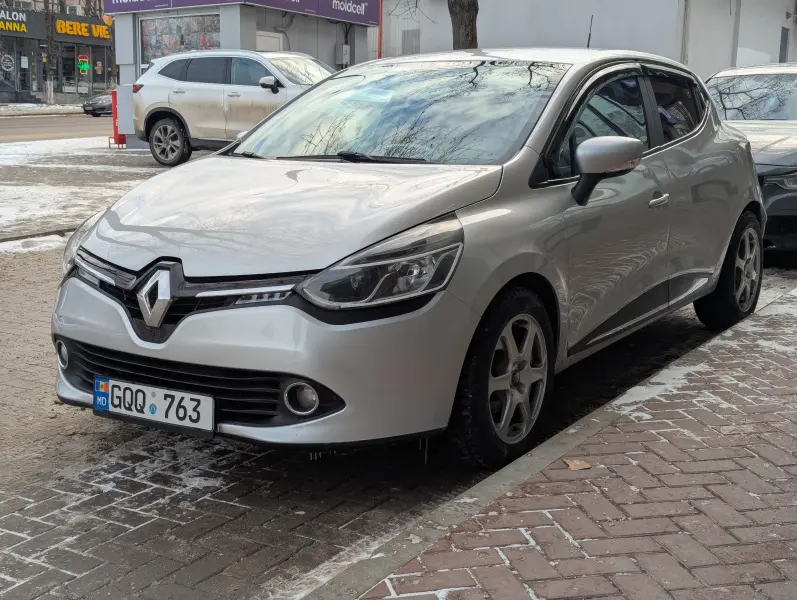 Renault Clio 2014 г. 220000 км