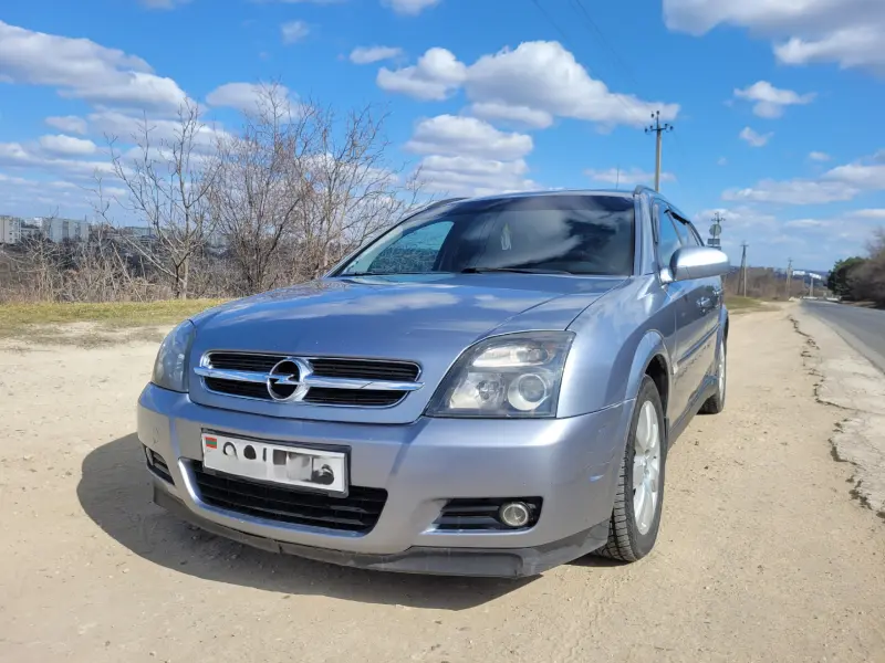 Opel Vectra 2005 г. 1111 км