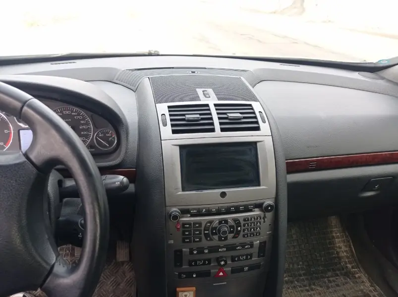 Peugeot 407 2005 г. 300000 км
