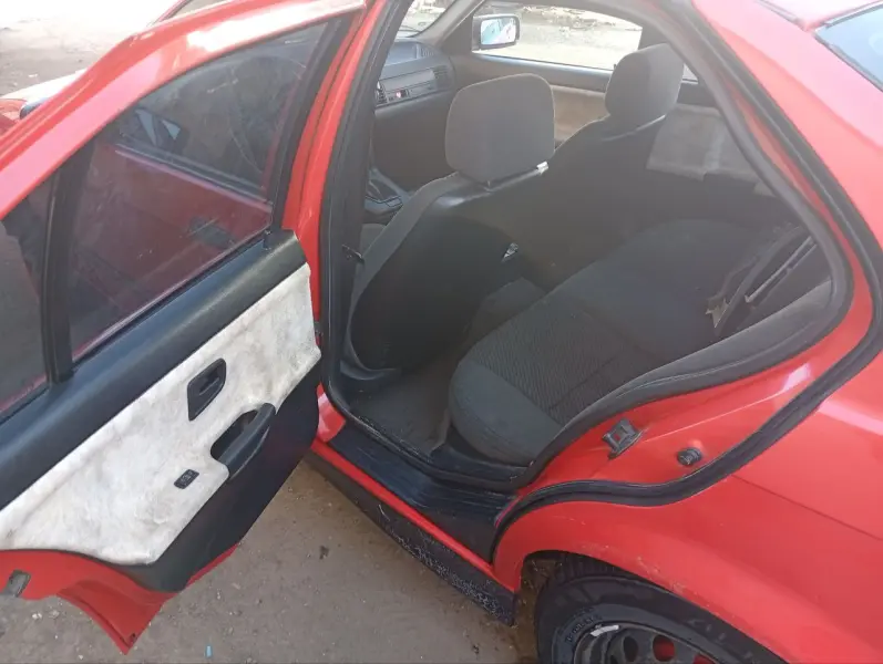 BMW 3 Series 1992 г. 216000 км