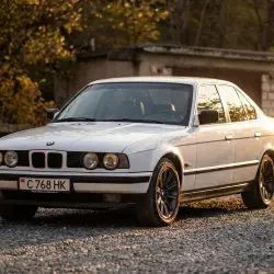 BMW 5 Series 1992 г. 300000 км