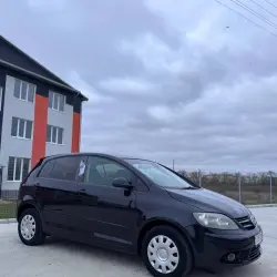 Volkswagen Golf Plus 2005 г. 295000 км