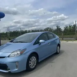 Toyota Prius 2012 г. 270 км
